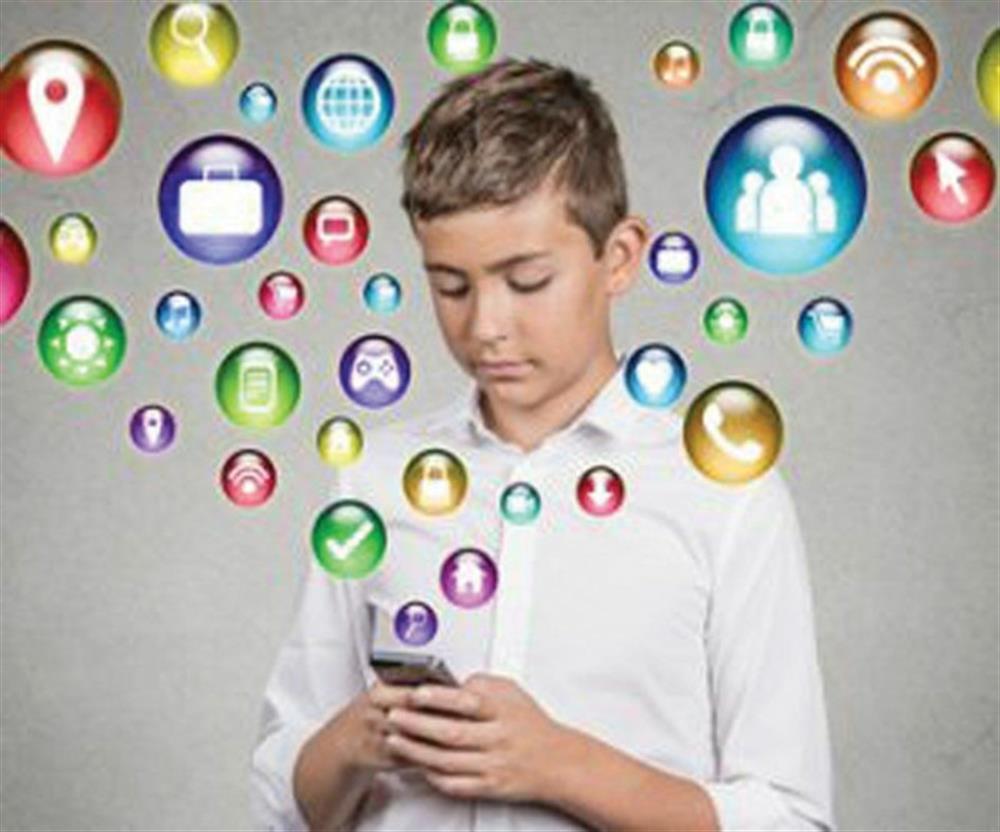 خطرات شبکه های اجتماعی برای کودکان